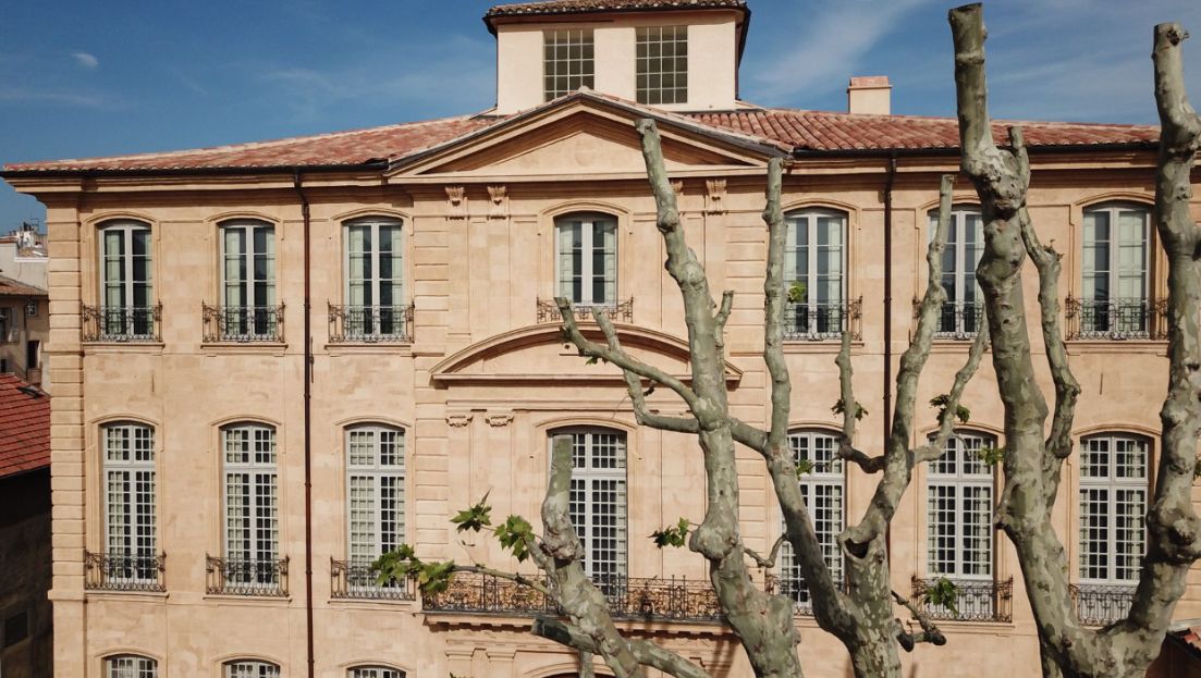 Rénovation de l'Hôtel de Caumont à Aix en Provence en pierre de Vers