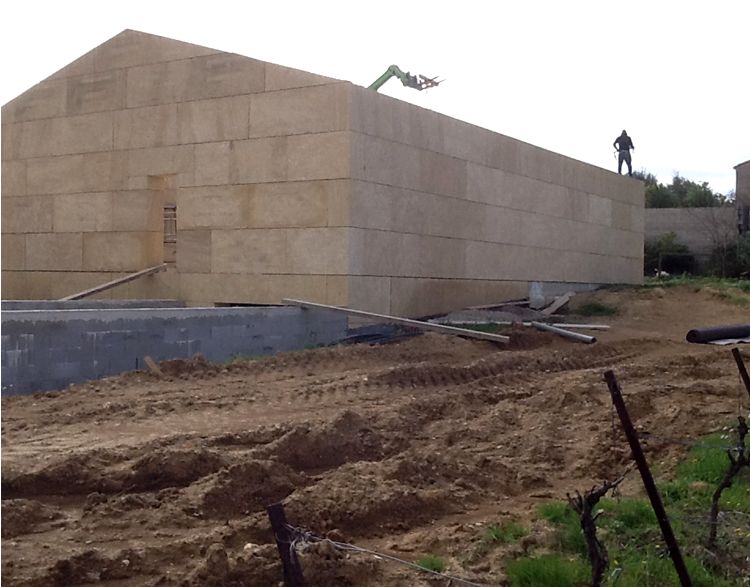 Cave en pierre de Vers à Saint Bauzille de la Sylve