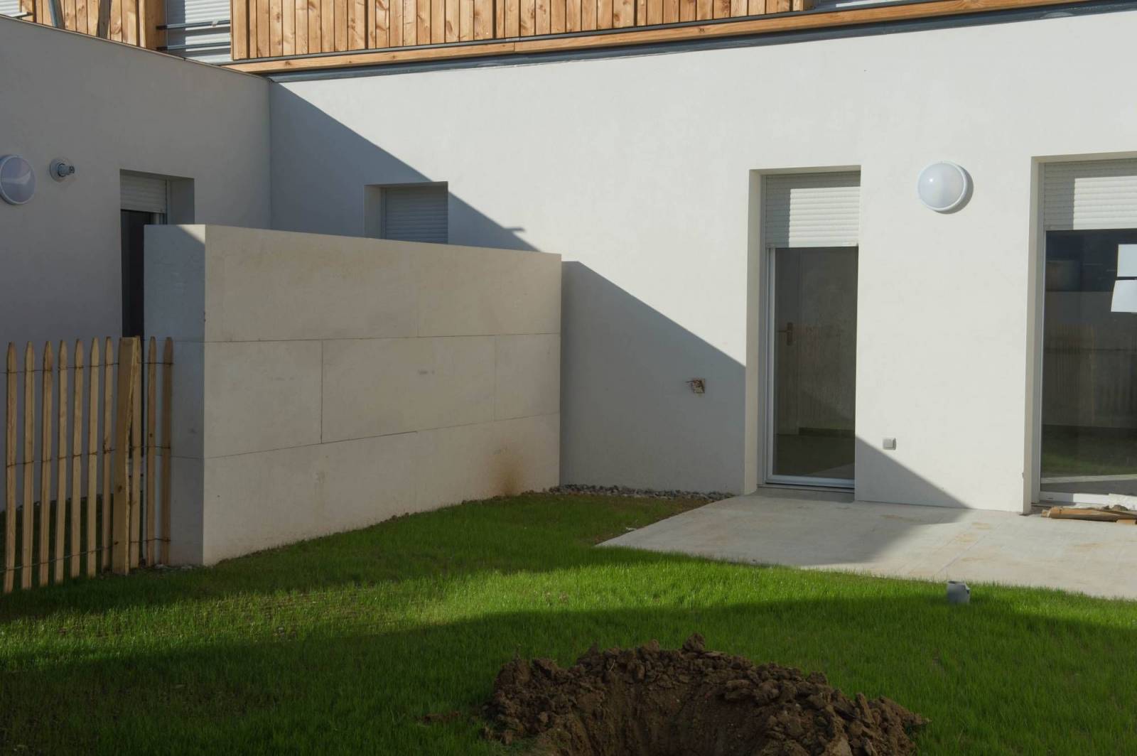 Cloture en pierre massive en Provence