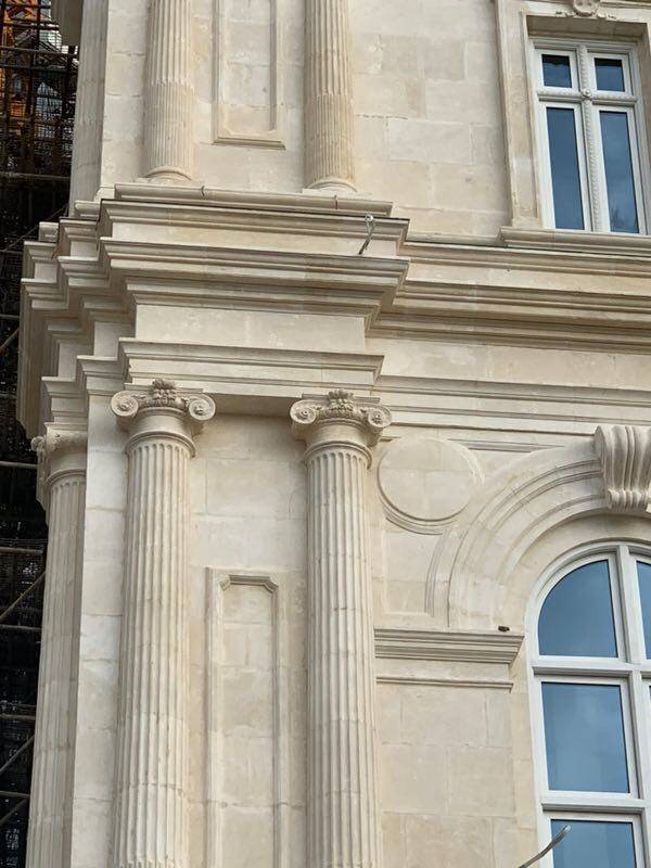 Bâtiment en pierre blanche en Chine